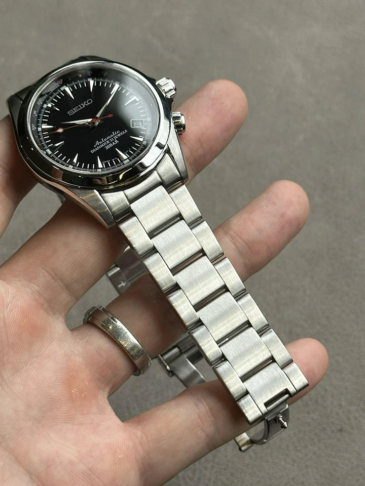 Seiko SARB015 "SharkTooth" Alpinist