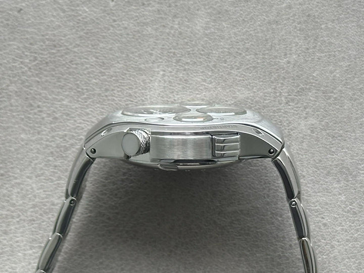 Seiko Sportura SBCG001 Kinetic Chronograph