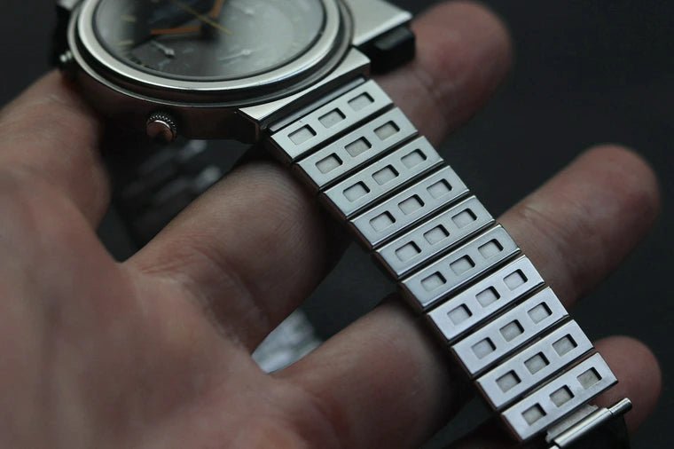 Seiko 7A28-7001 “Ripley” Giugiaro (SSAY068)