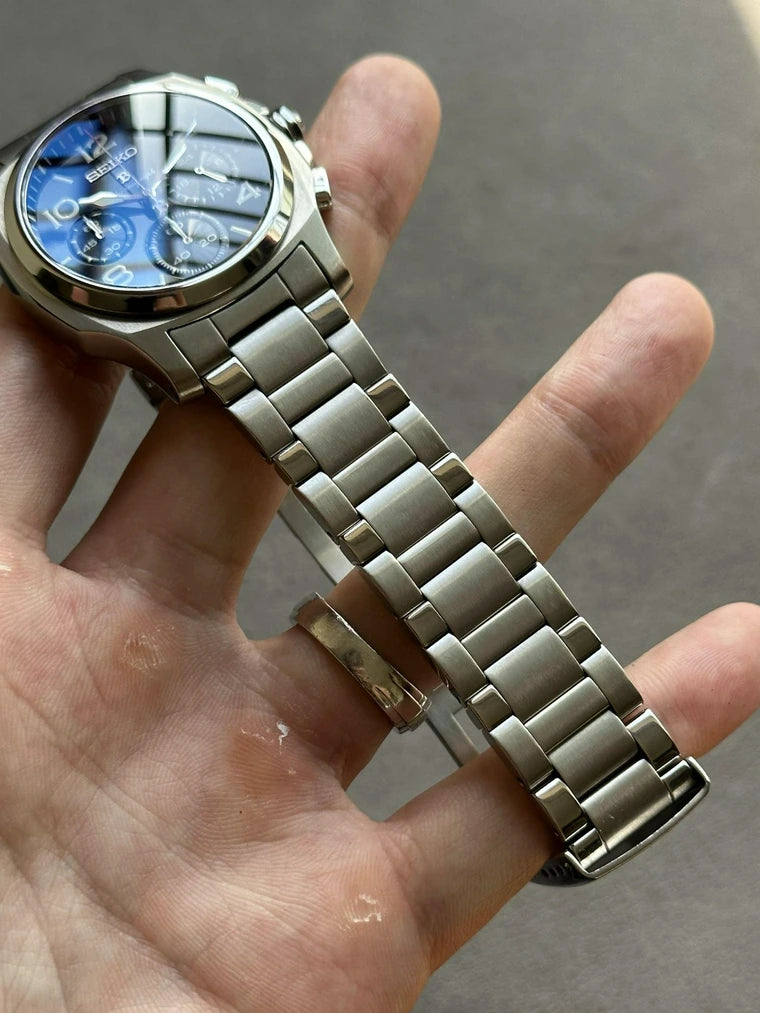 Seiko Brightz SAGJ001 "HAQ Chronograph"