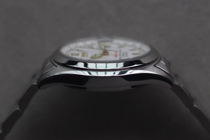 Seiko SCVF007 Alpinist "Pale White"