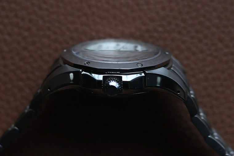 Seiko SAGV003 “Kinetic Perpetual Calendar Big Date”