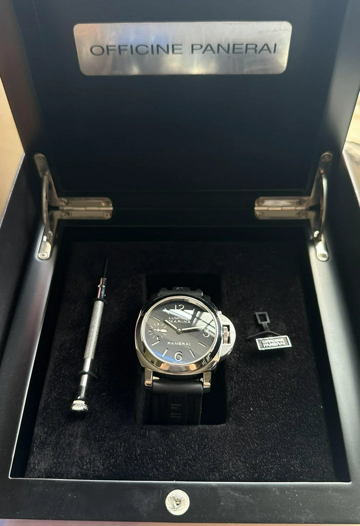 Panerai Luminor PAM00111