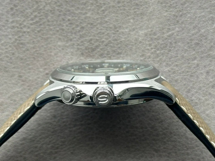 Seiko SCVF009 "Red" Alpinist