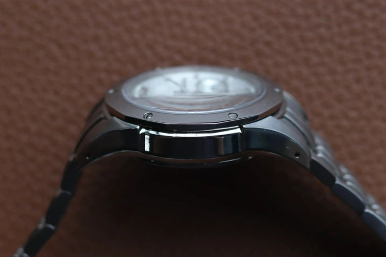 Seiko SAGV003 “Kinetic Perpetual Calendar Big Date”