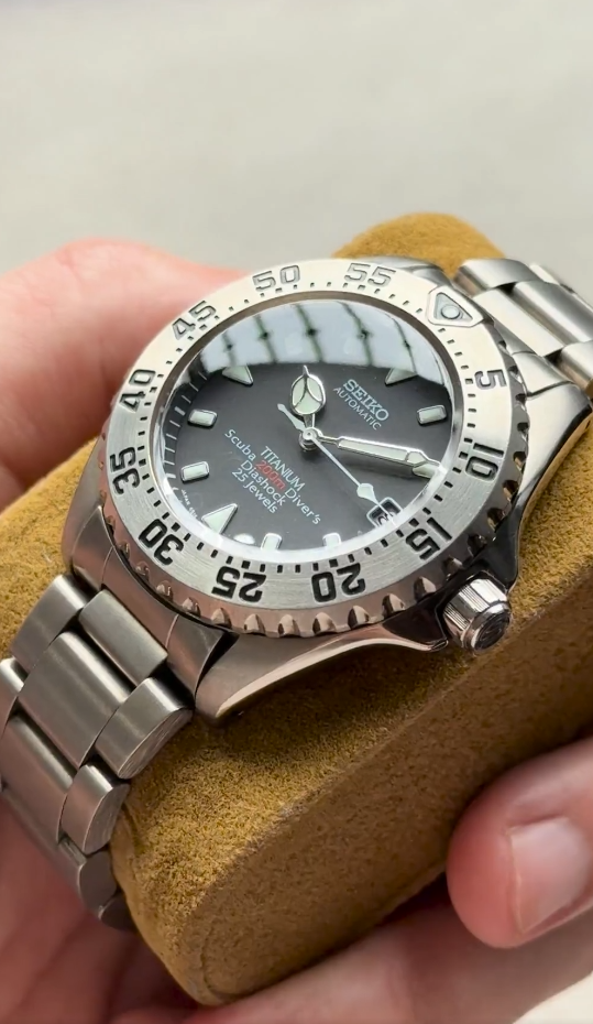 Seiko SCVF001 - Titanium Air Diver