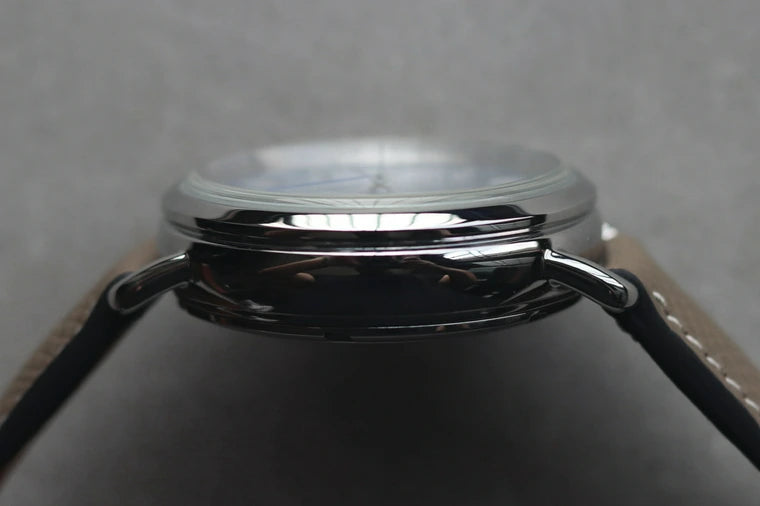 Seiko Spirit SCVE011 “Platinum Dot”