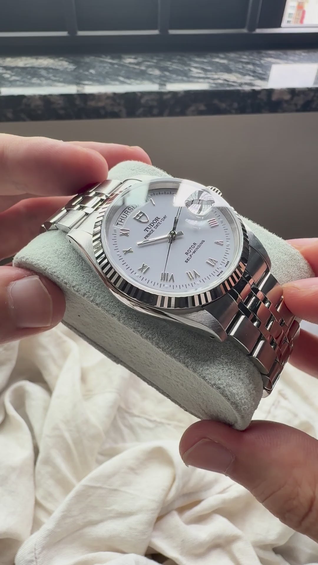 Tudor 76214 Enamel Dial - Roman Numeral - 18k Fluted Bezel