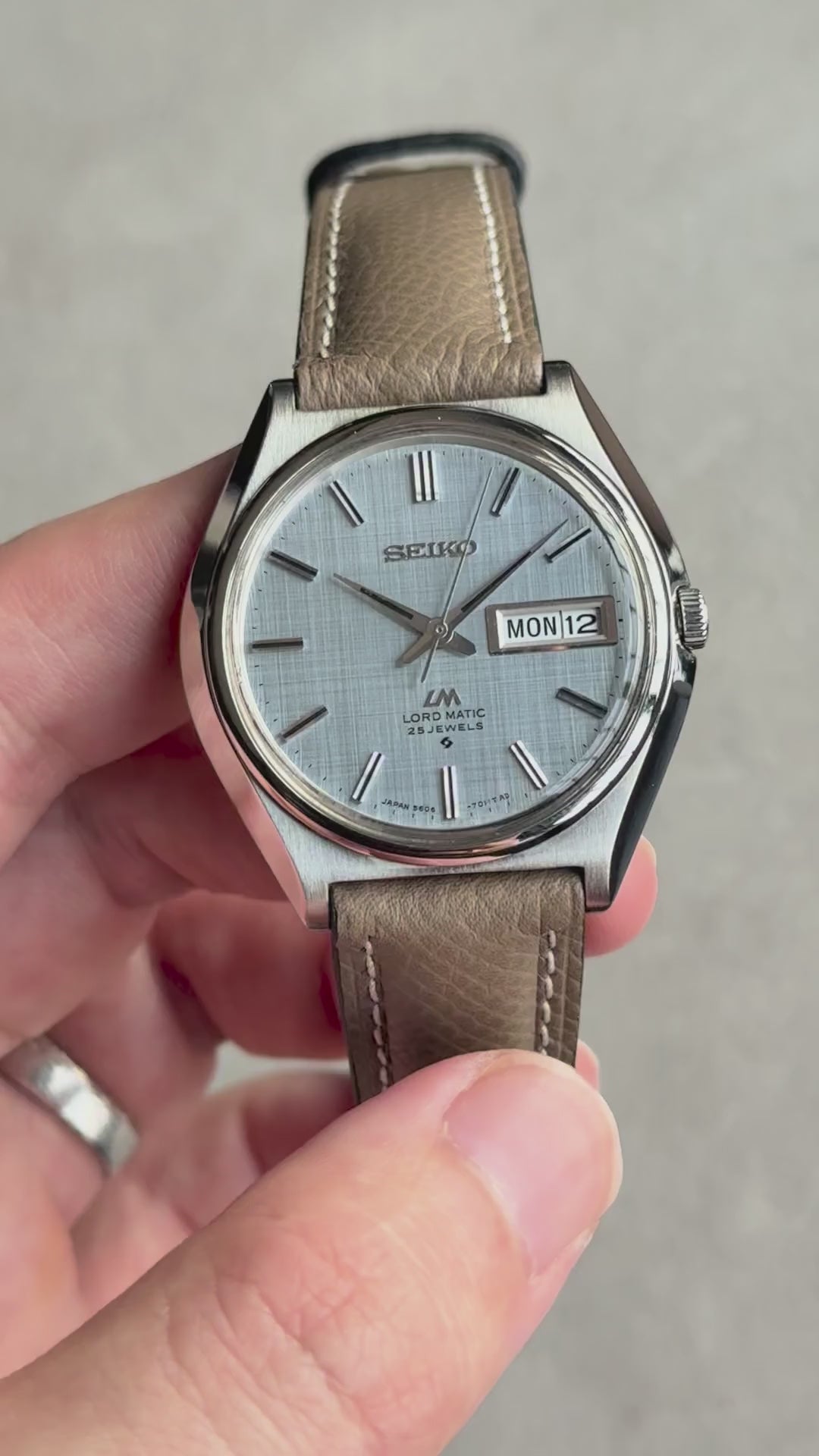 Seiko LM Blue Linen Dial