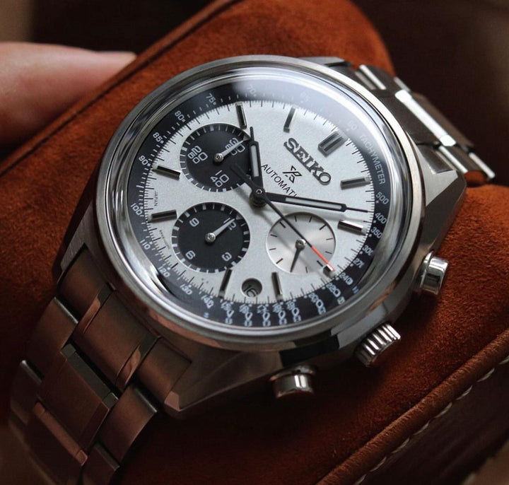 Seiko SRQ029 “Panda” LE