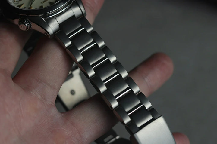 Seiko SBCJ021 Alpinist - Full Lume Dial - HAQ Perpetual Calendar GMT